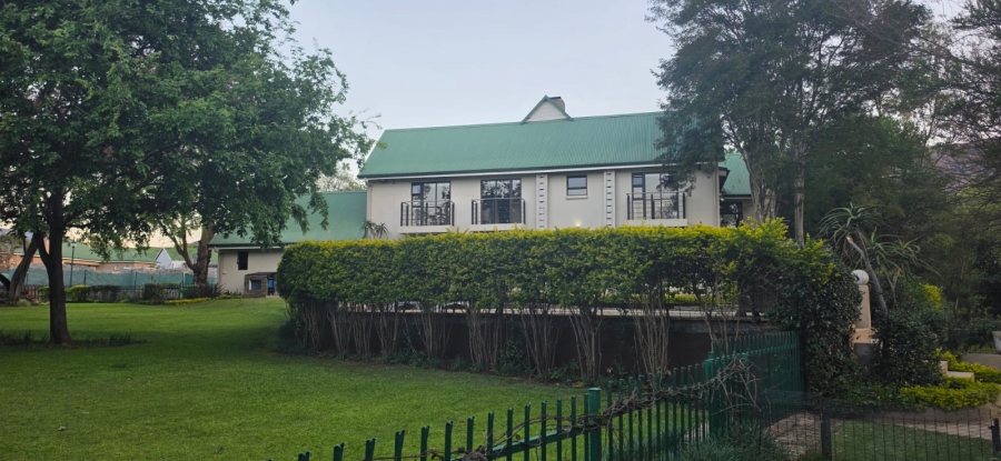 5 Bedroom Property for Sale in Wigwam North West